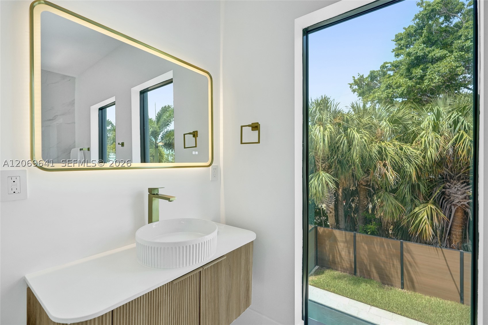 1821 NE 26th Ave Fort Lauderdale, FL 33305