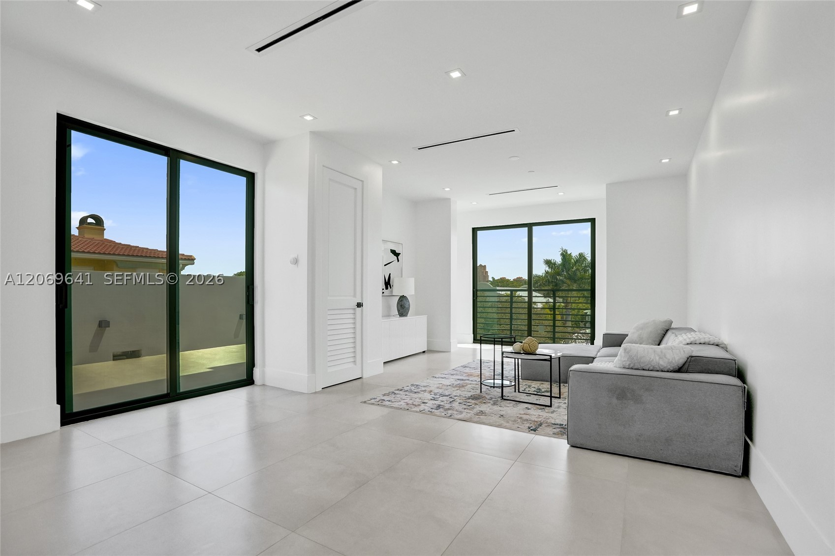 1821 NE 26th Ave Fort Lauderdale, FL 33305