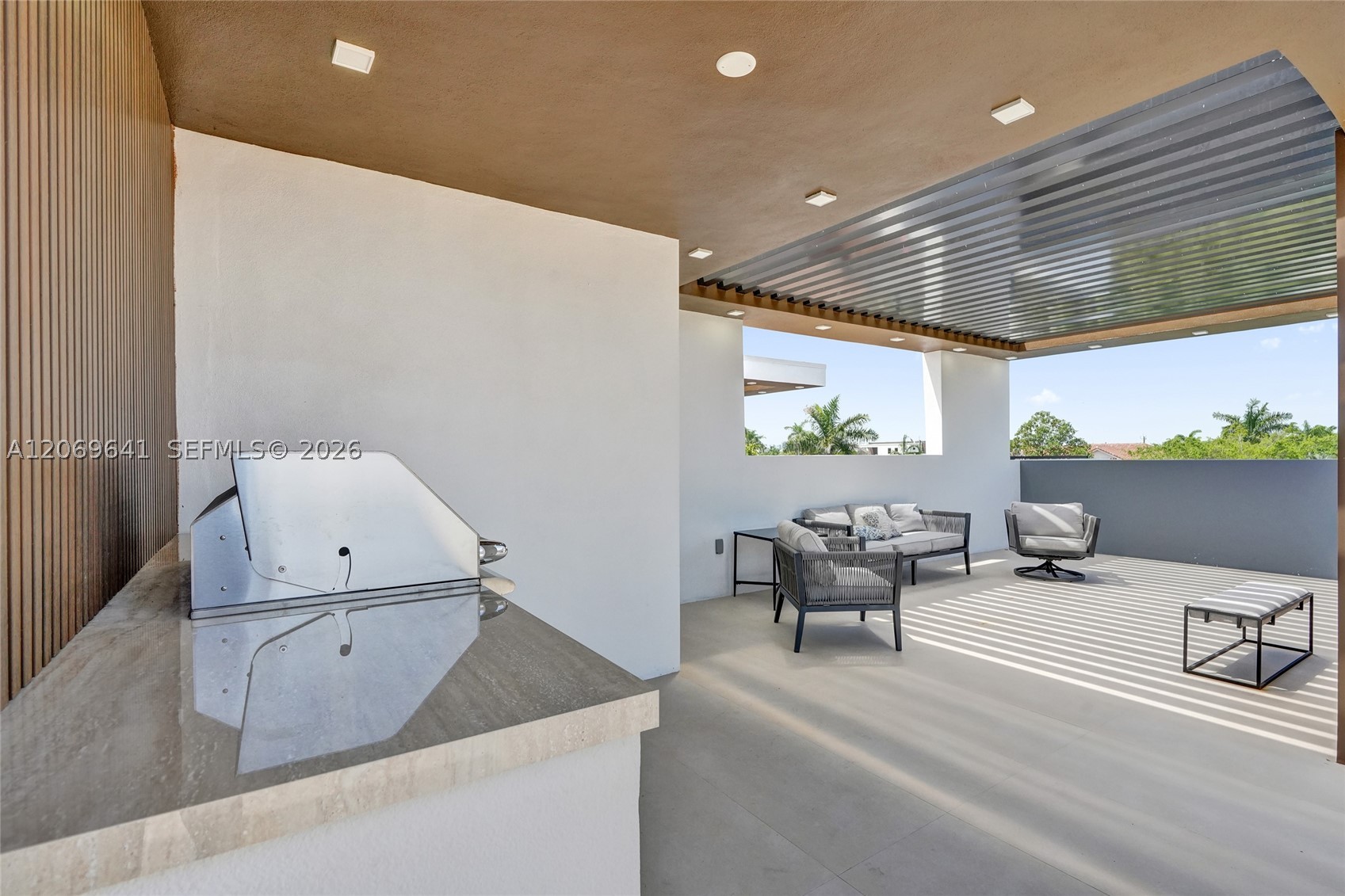 1821 NE 26th Ave Fort Lauderdale, FL 33305
