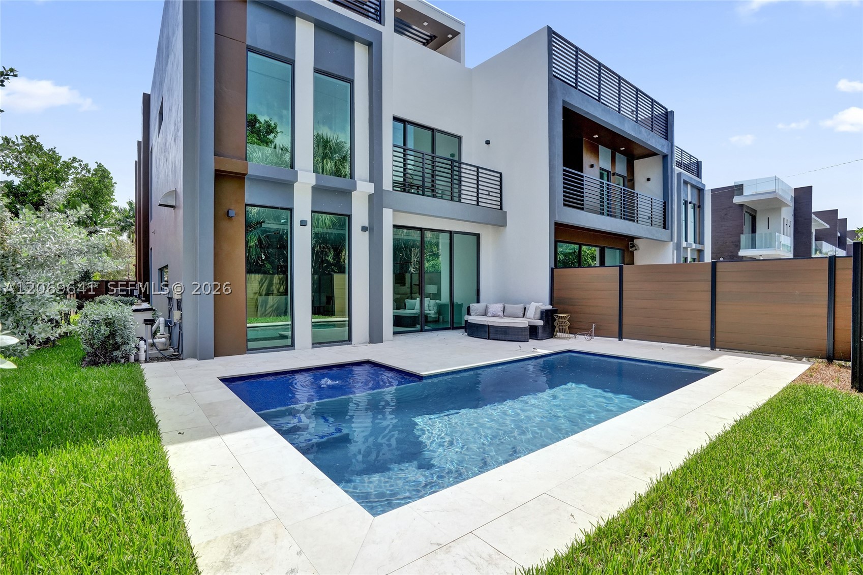 1821 NE 26th Ave Fort Lauderdale, FL 33305
