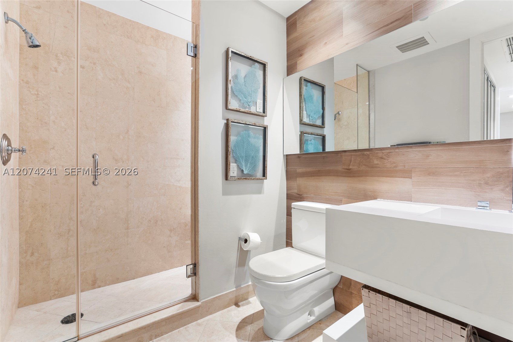 100 S Pointe Dr #1810 Miami Beach, FL 33139