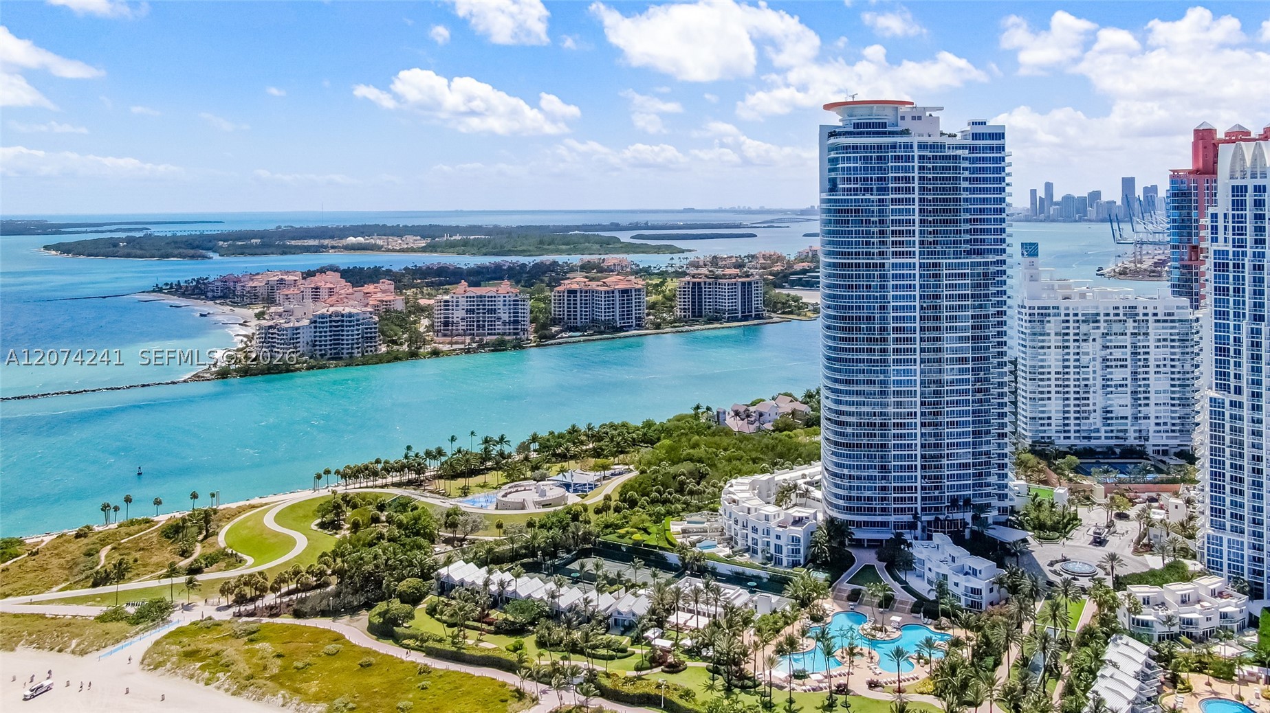 100 S Pointe Dr #1810 Miami Beach, FL 33139