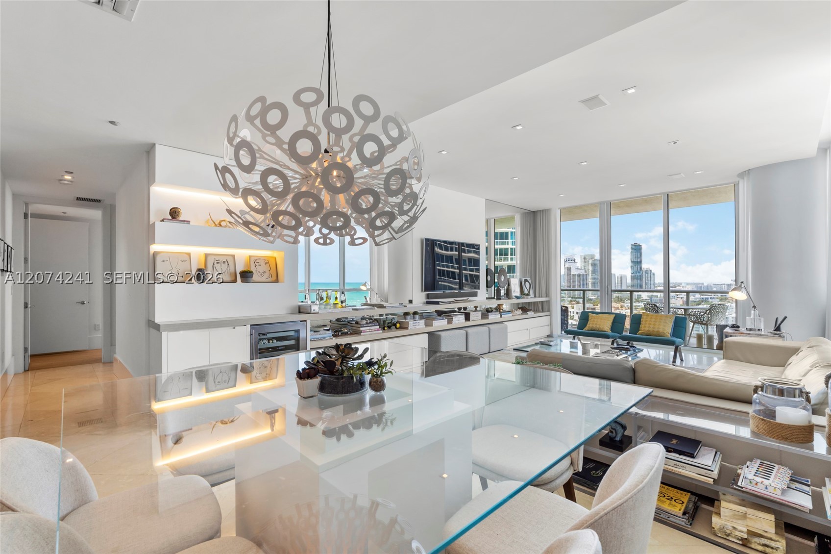 100 S Pointe Dr #1810 Miami Beach, FL 33139
