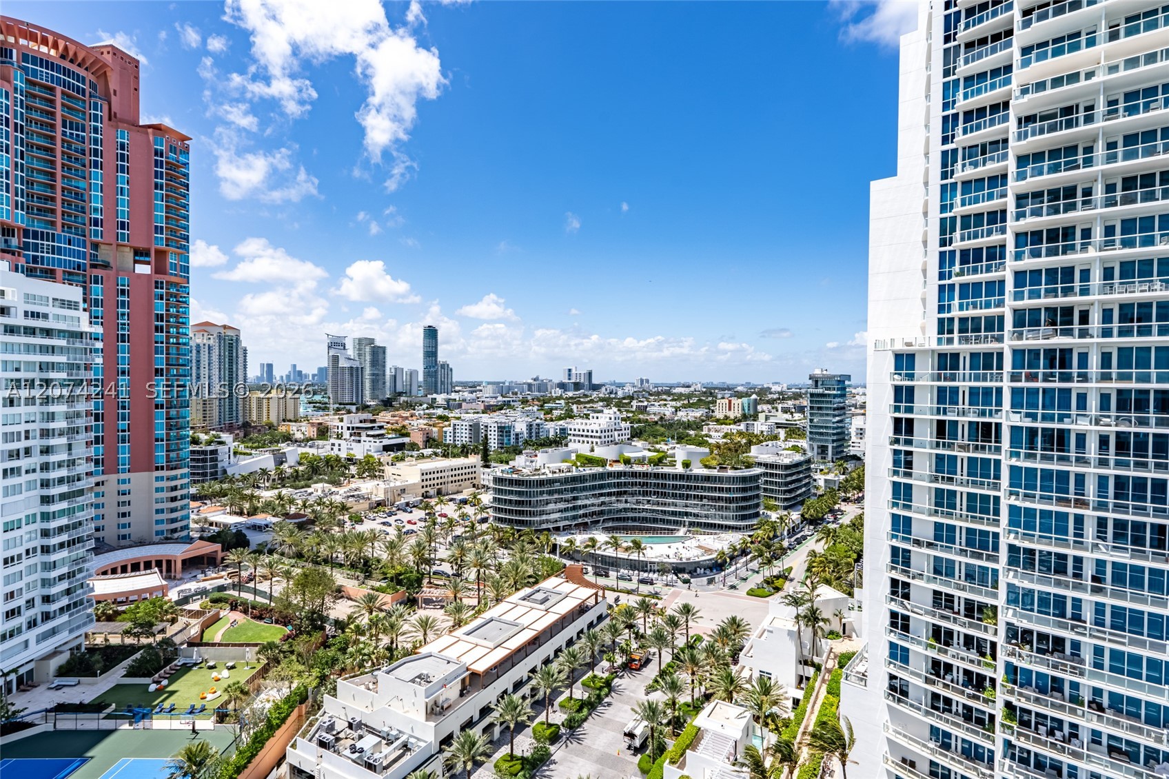 100 S Pointe Dr #1810 Miami Beach, FL 33139