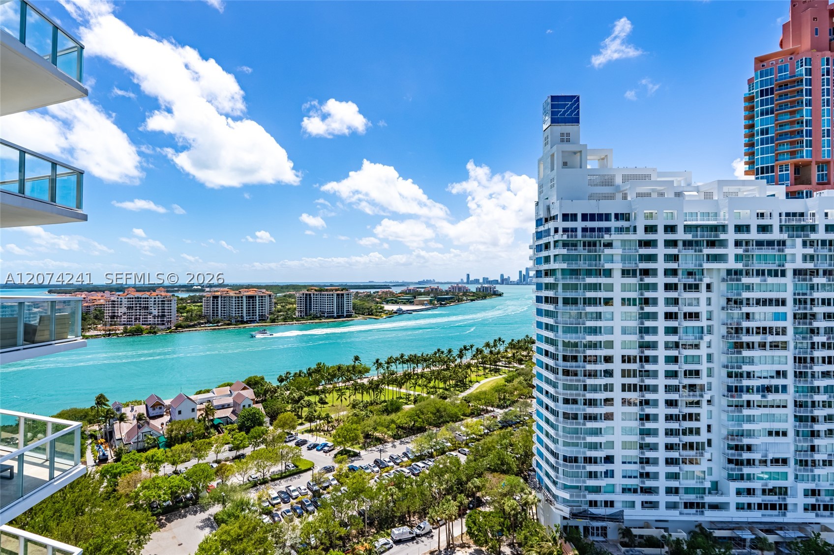 100 S Pointe Dr #1810 Miami Beach, FL 33139