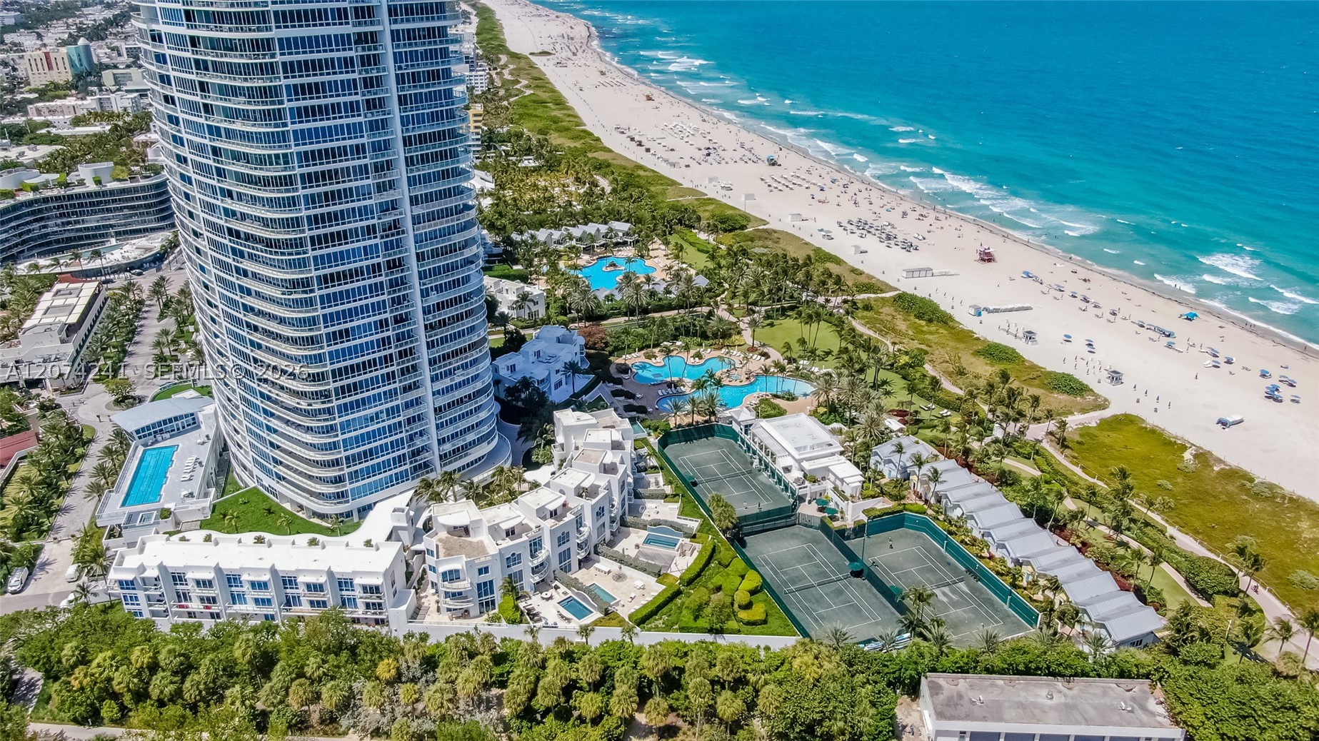 100 S Pointe Dr #1810 Miami Beach, FL 33139