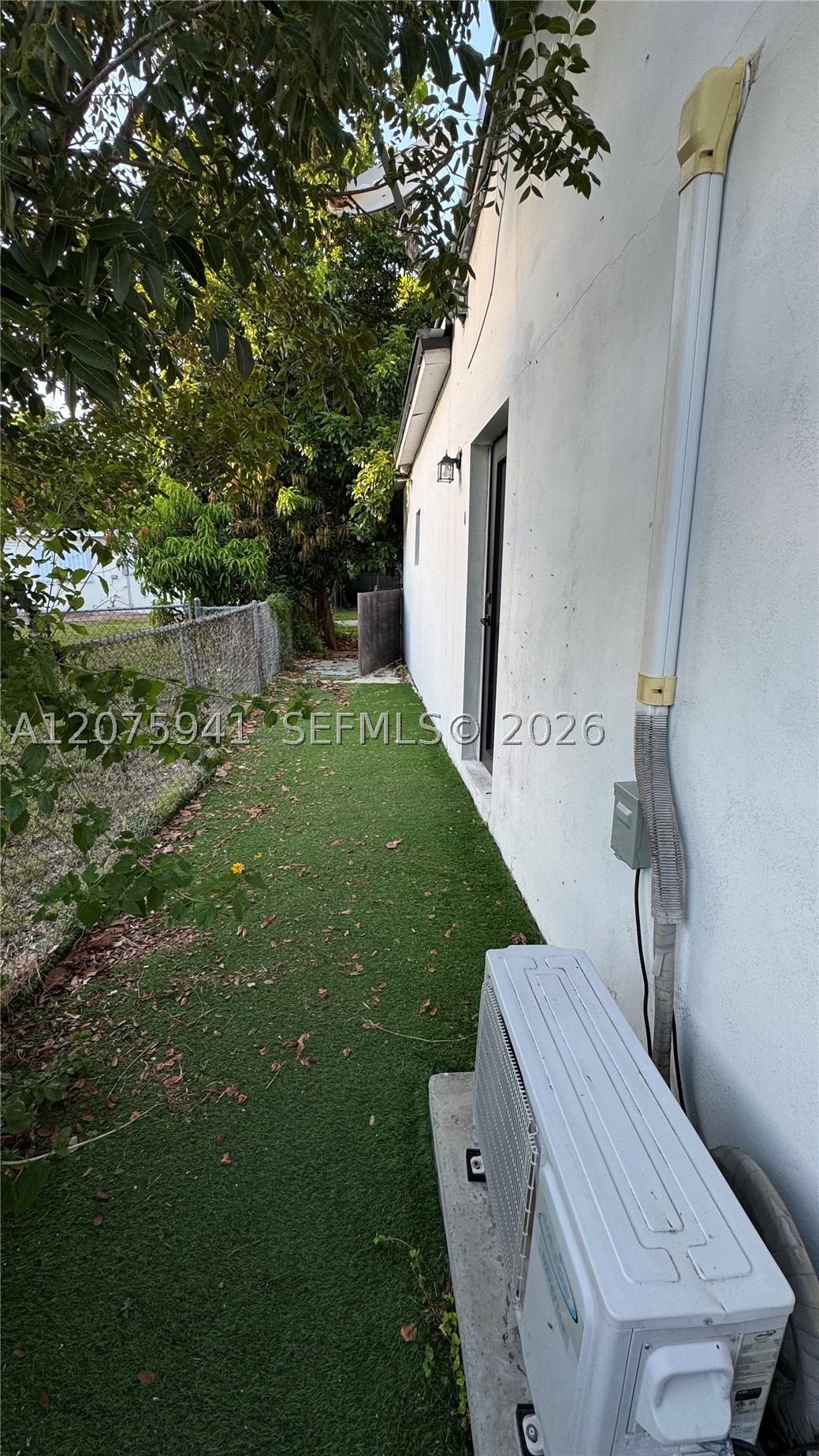 2723 SW 13th St Miami, FL 33145