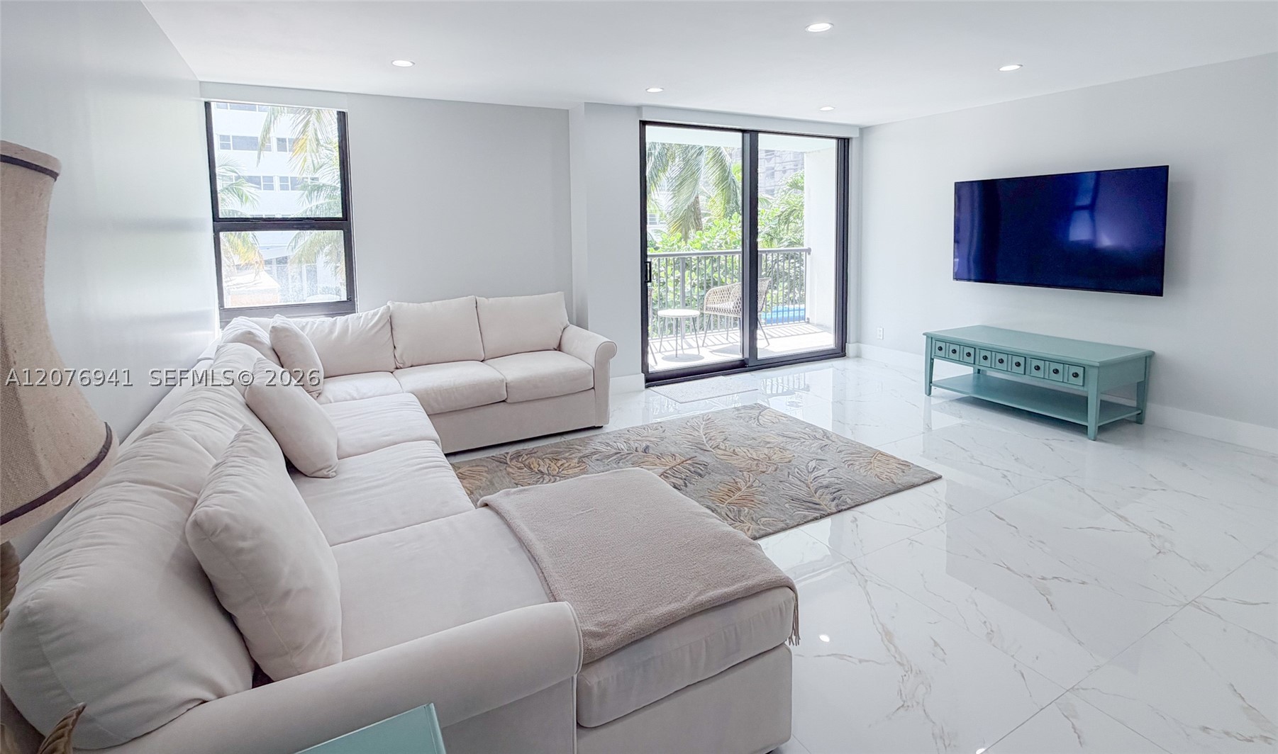 1800 Collins Ave #3H Miami Beach, FL 33139