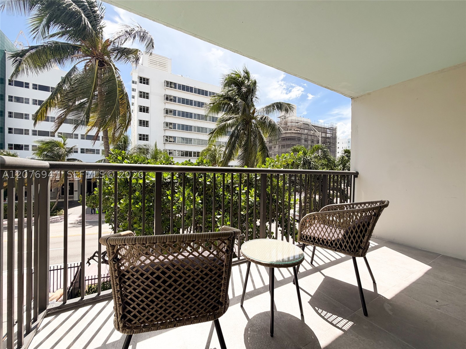 1800 Collins Ave #3H Miami Beach, FL 33139