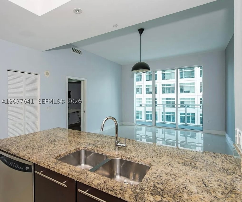 image The Plaza on Brickell East3