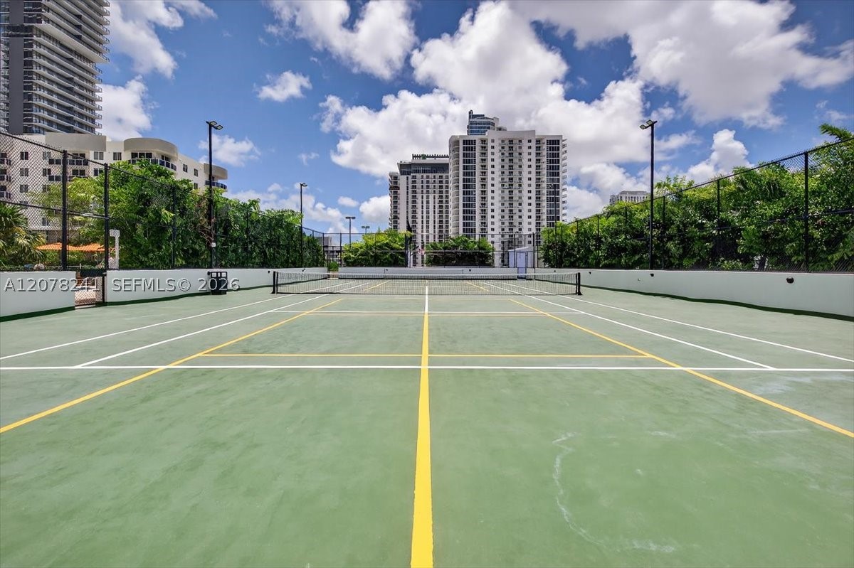 700 NE 24th St #1405 Miami, FL 33137