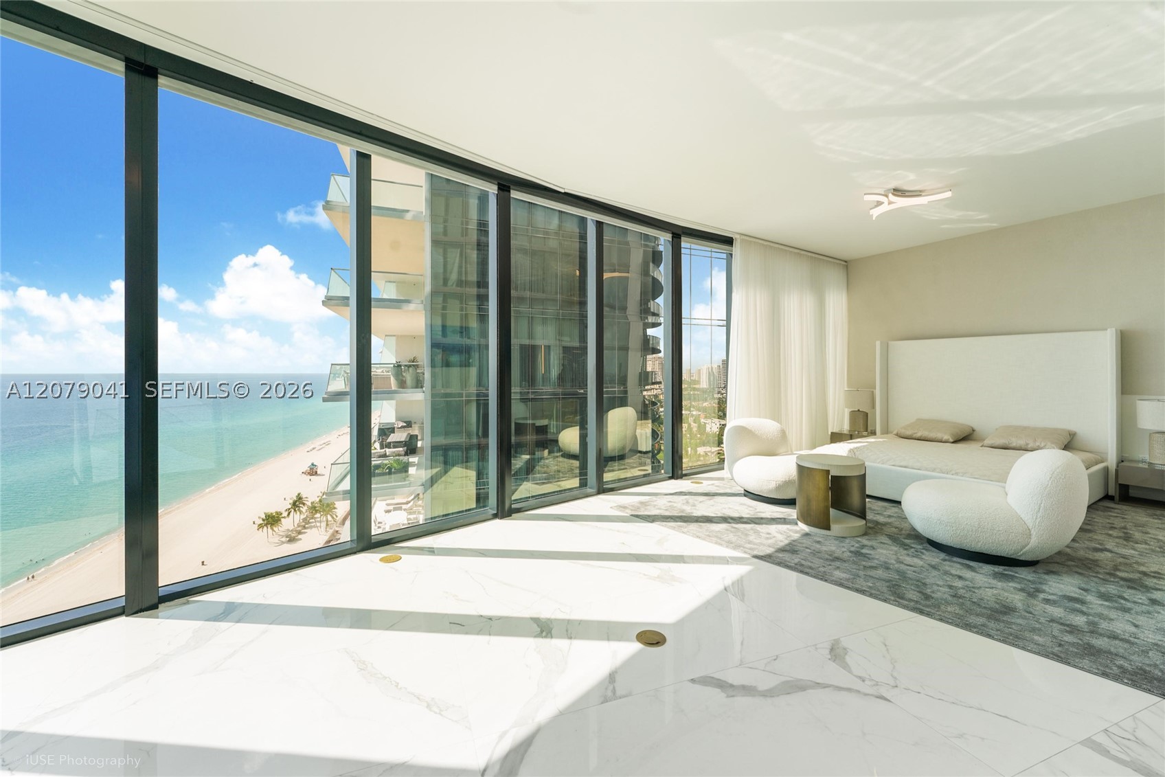 image Porsche Design Tower8