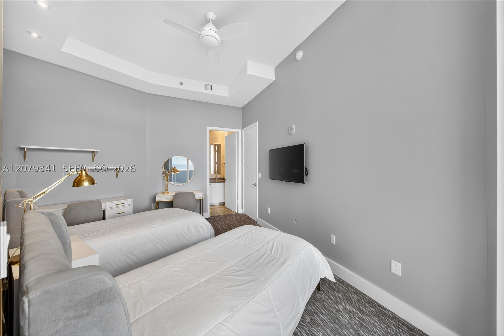 16001 Collins Ave #PH 4307 Sunny Isles Beach, FL 33160