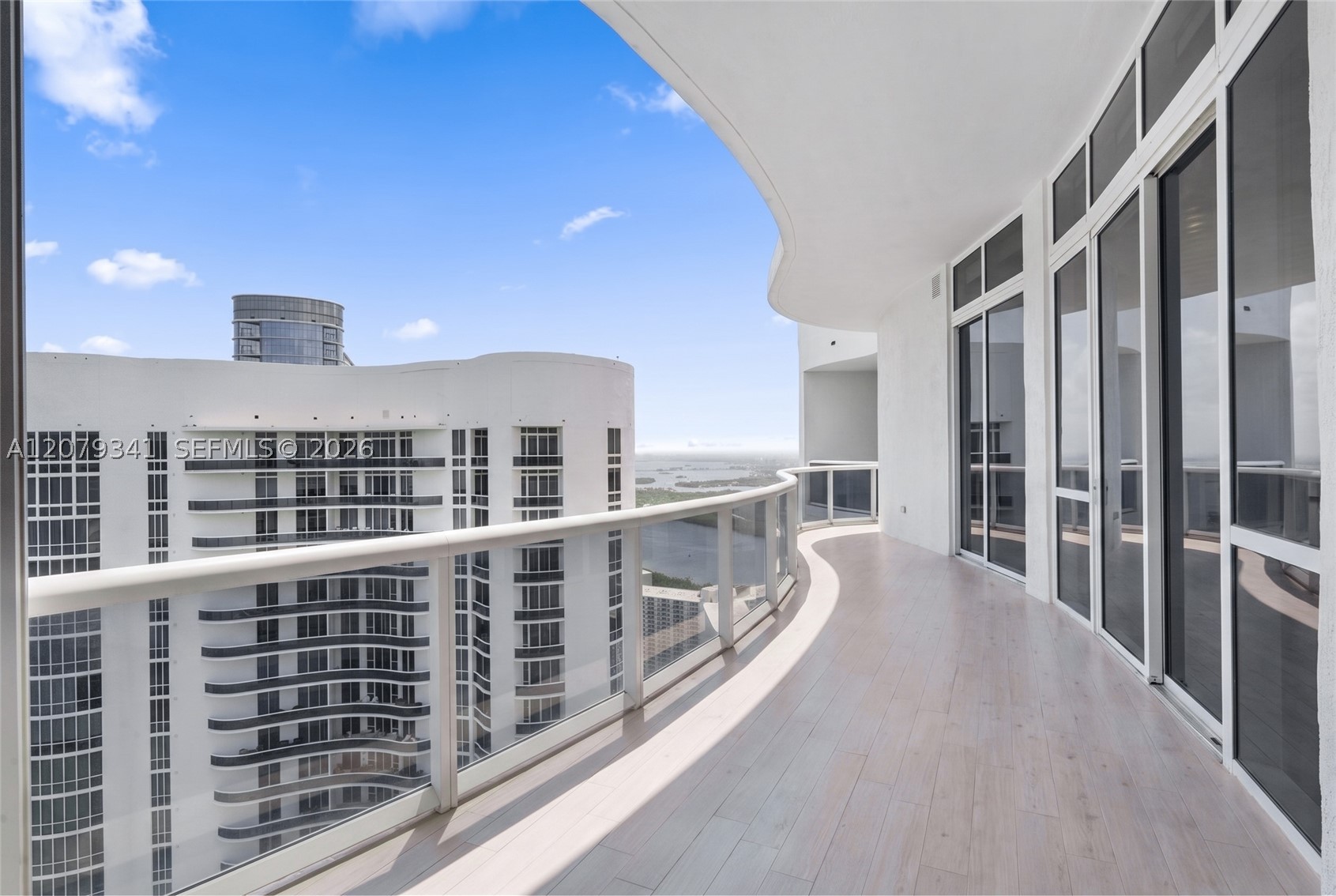 16001 Collins Ave #PH 4307 Sunny Isles Beach, FL 33160
