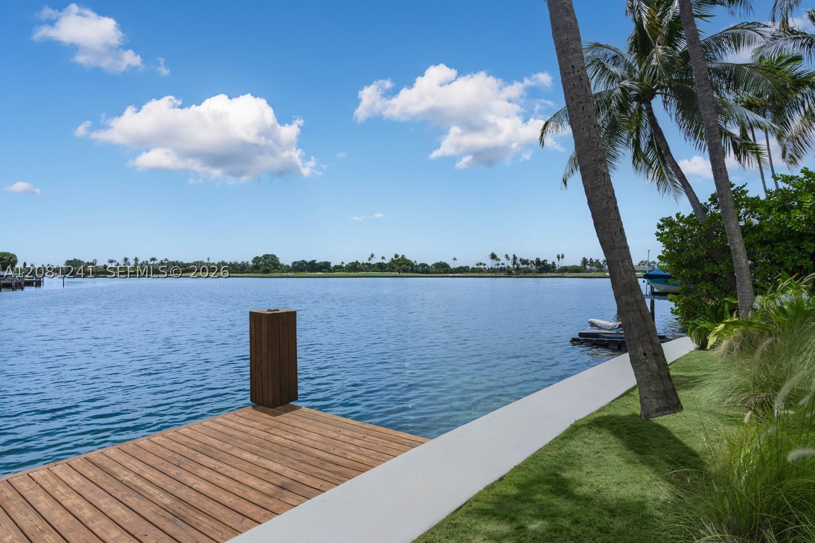 9407 E Broadview Dr Bay Harbor Islands, FL 33154