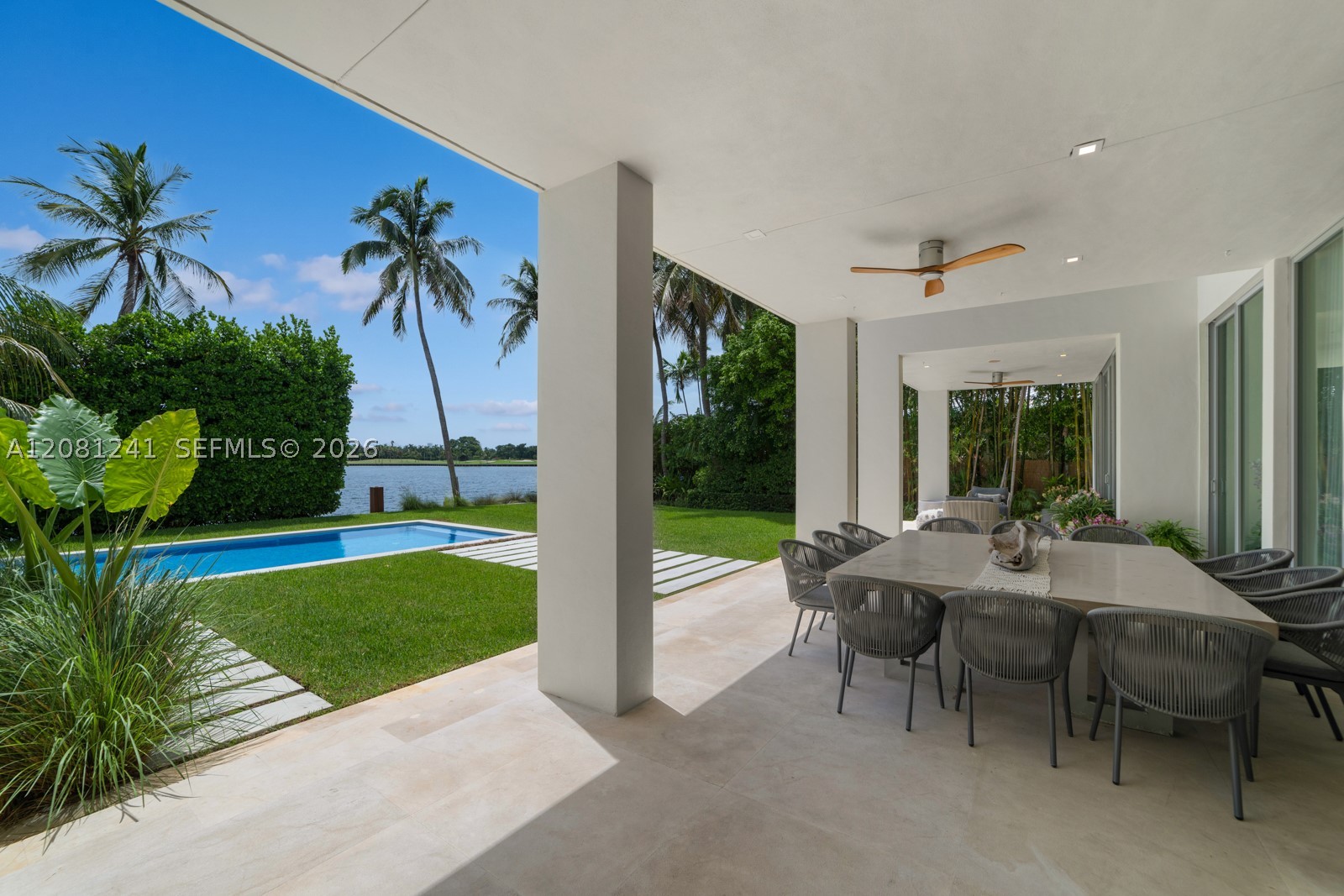 9407 E Broadview Dr Bay Harbor Islands, FL 33154