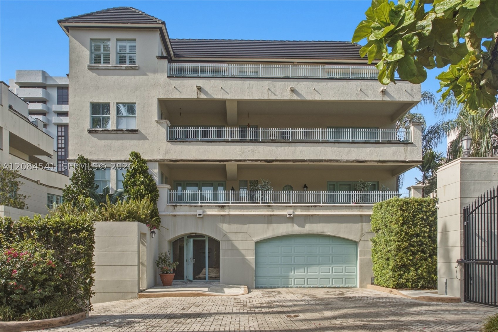 2600 Segovia St #703