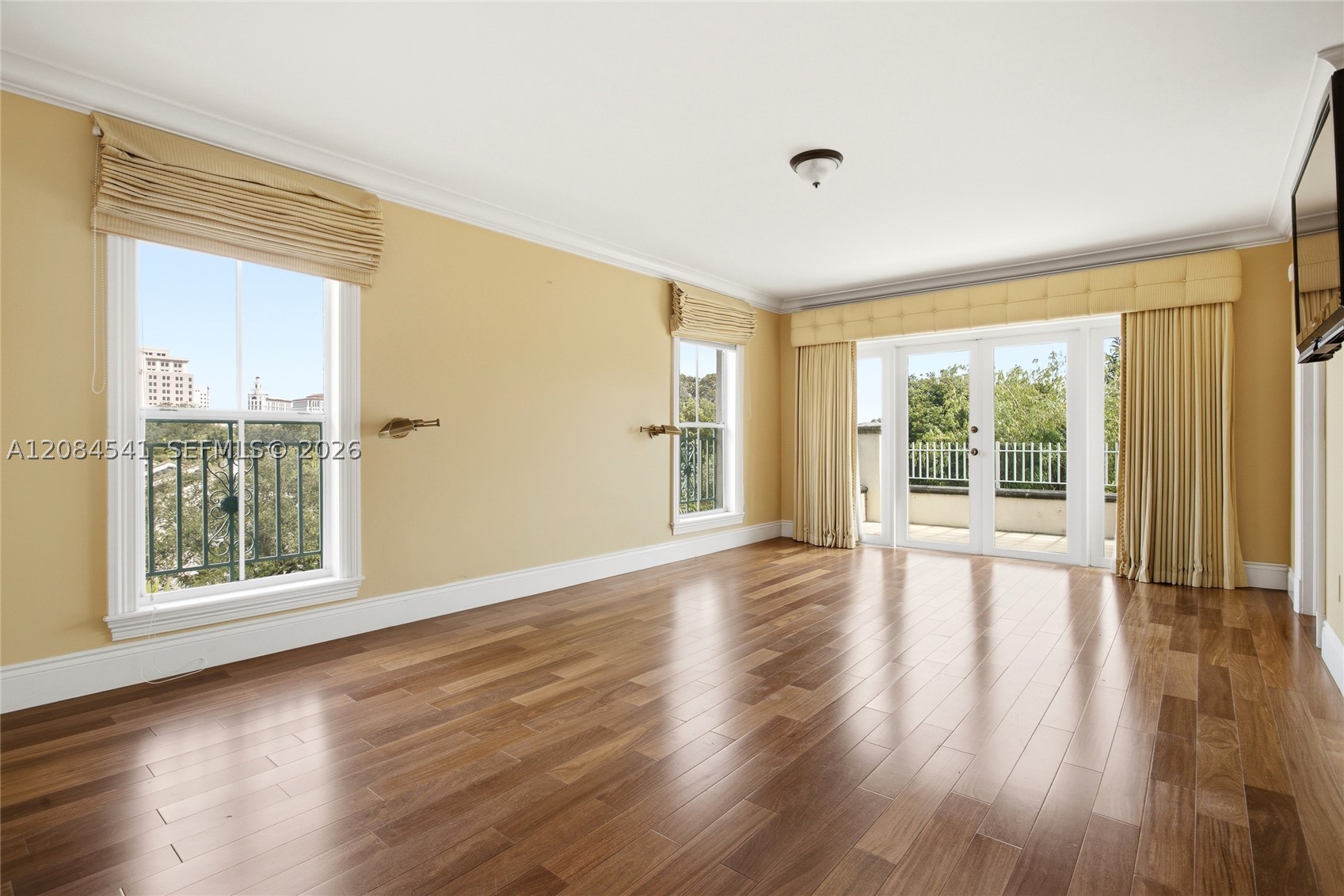 2600 Segovia St #703 Coral Gables, FL 33134