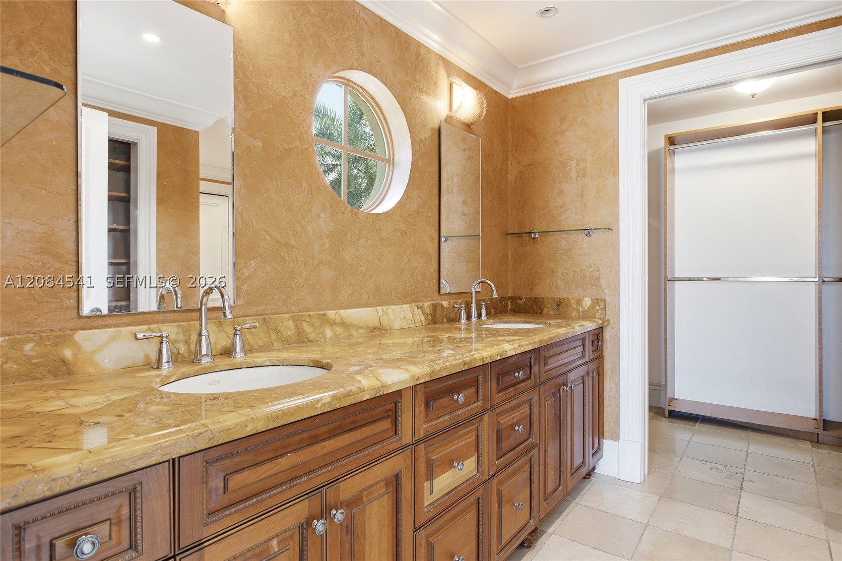 2600 Segovia St #703 Coral Gables, FL 33134