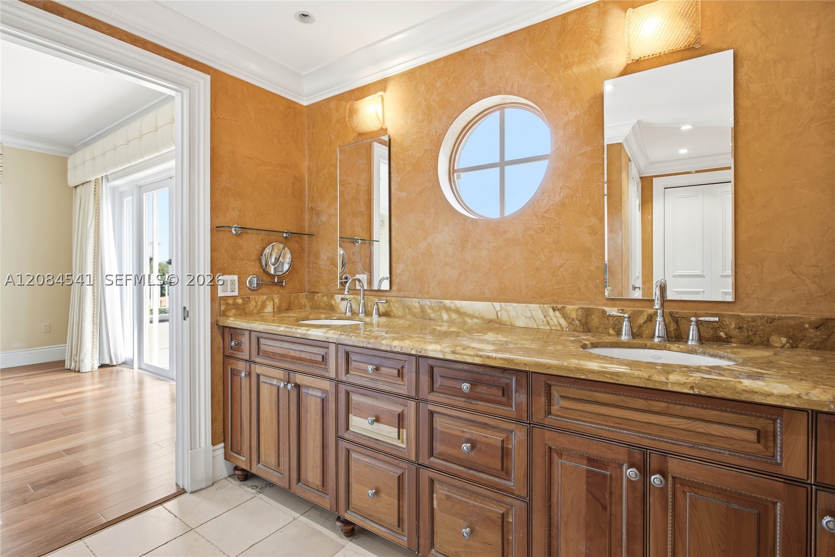 2600 Segovia St #703 Coral Gables, FL 33134
