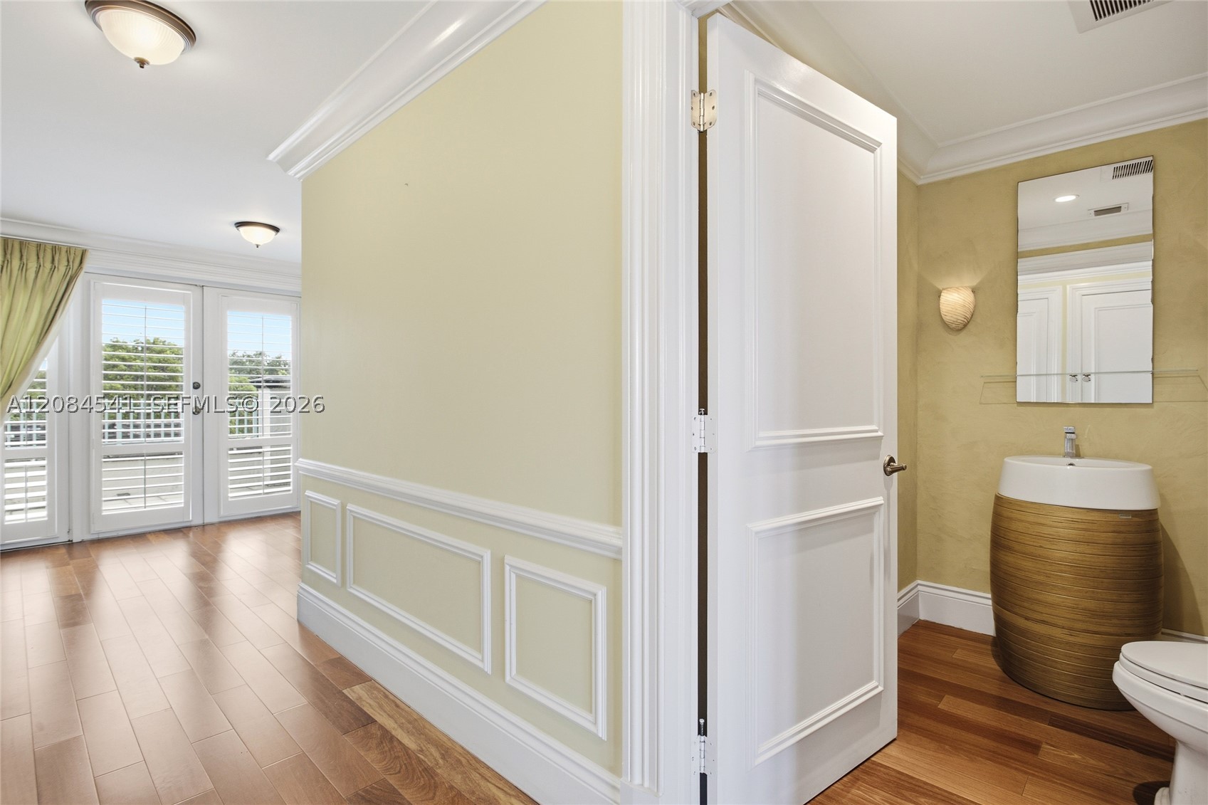 2600 Segovia St #703 Coral Gables, FL 33134