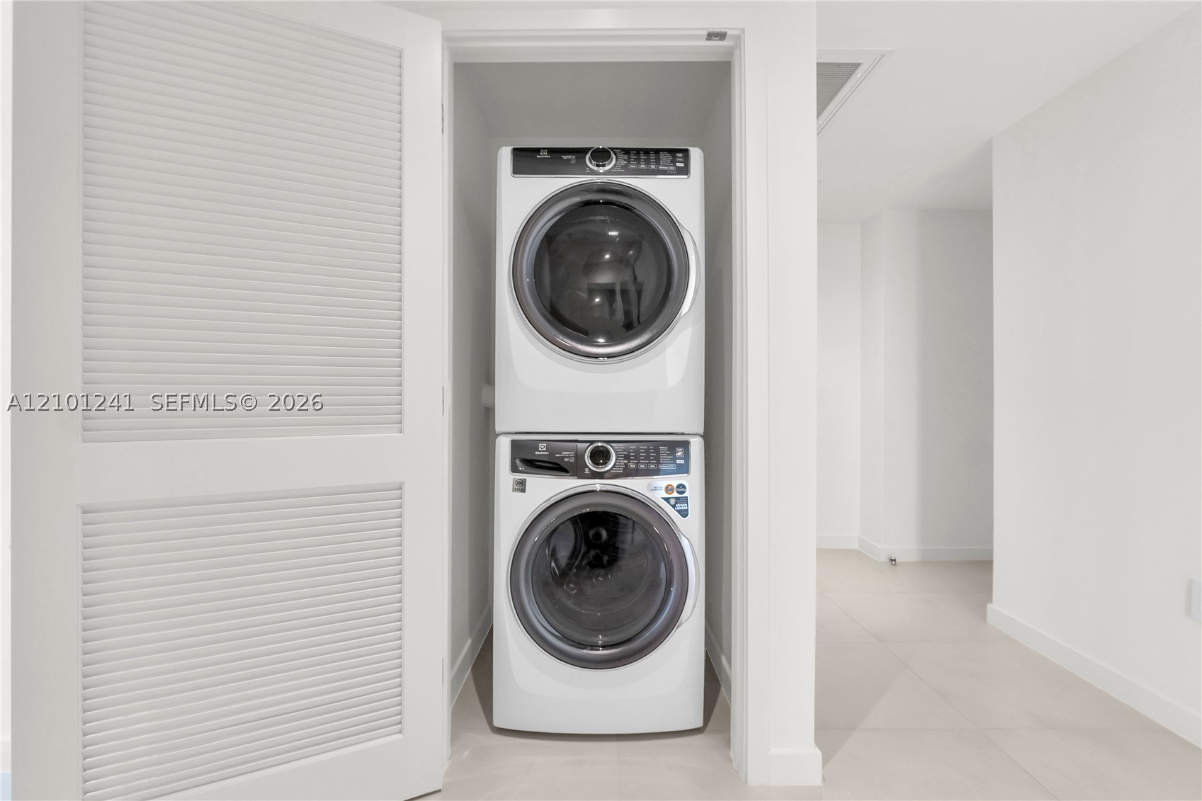 image Casa Bella Residences40
