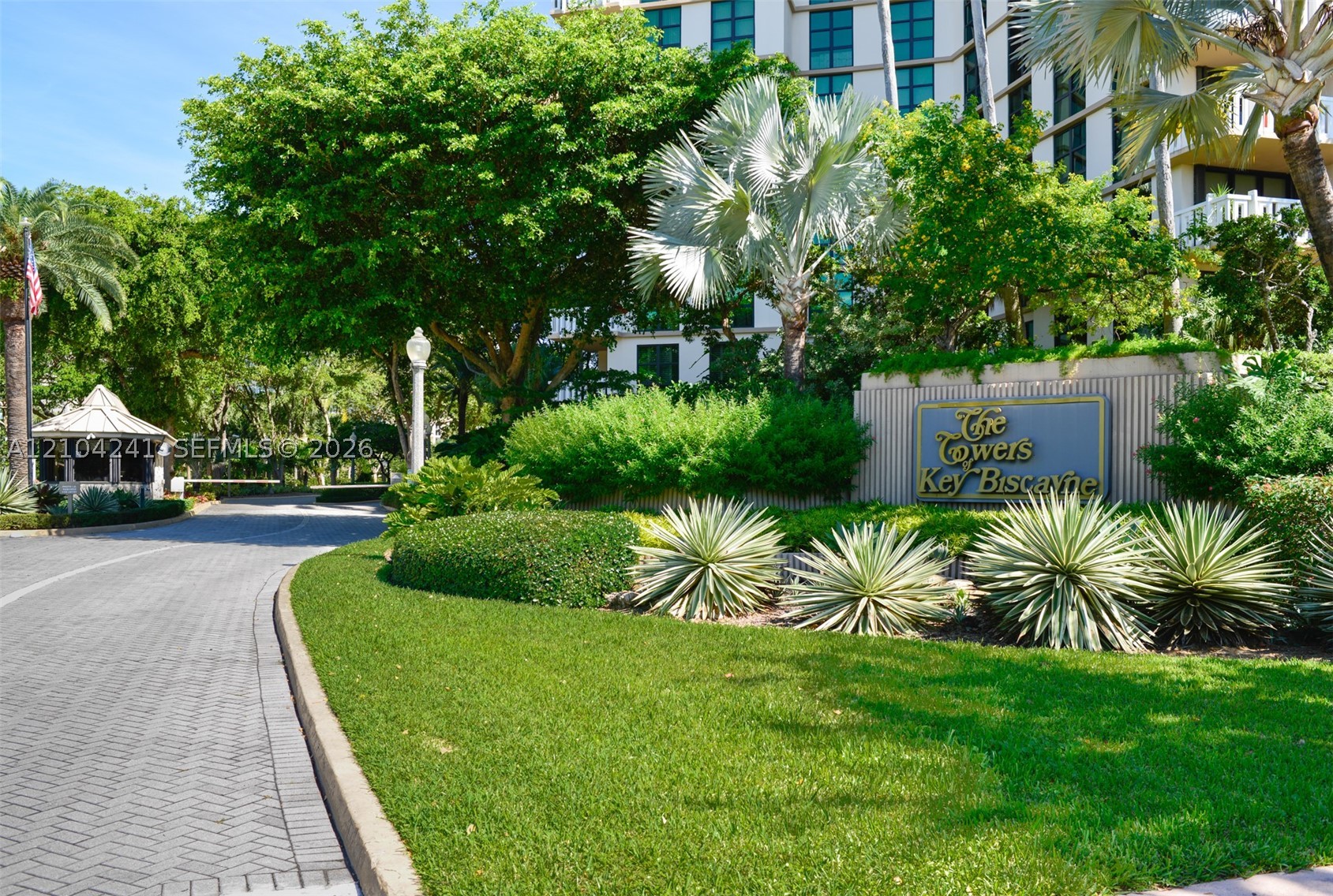 image Towers of Key Biscayne23