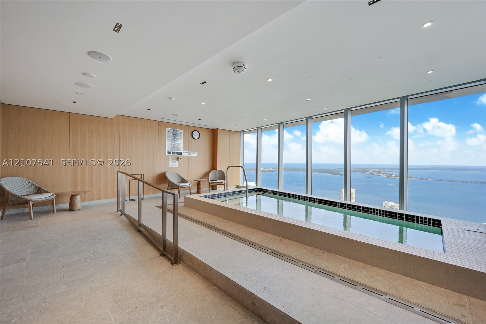 image Aston Martin Residences17