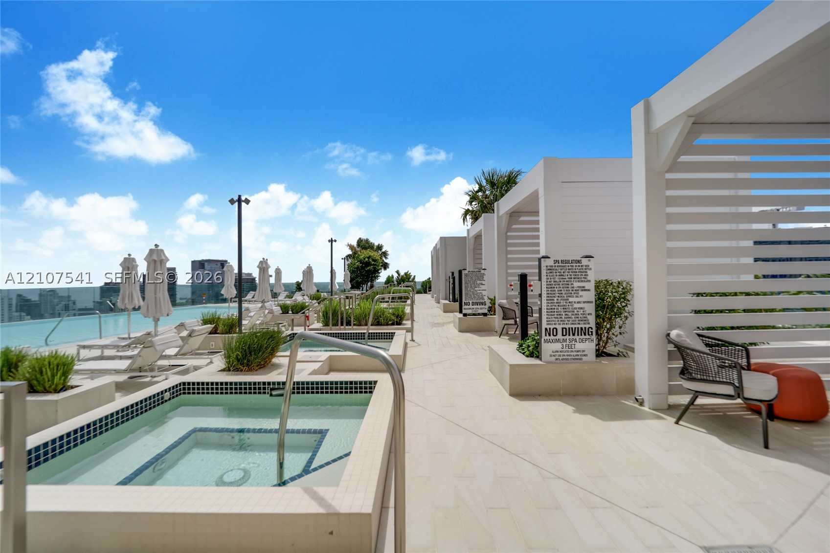 image Aston Martin Residences22