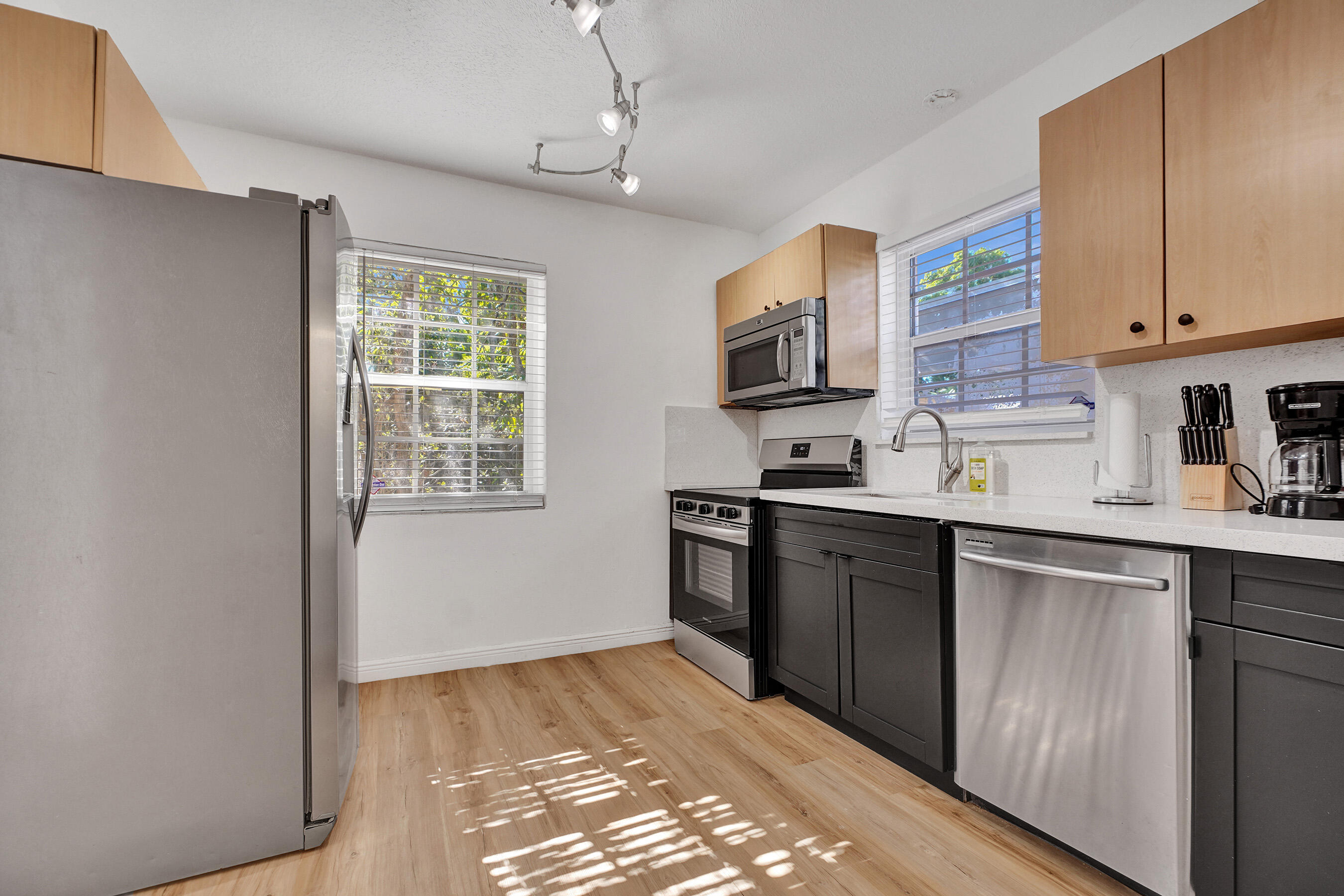 130 NE 49th Miami, FL 33137