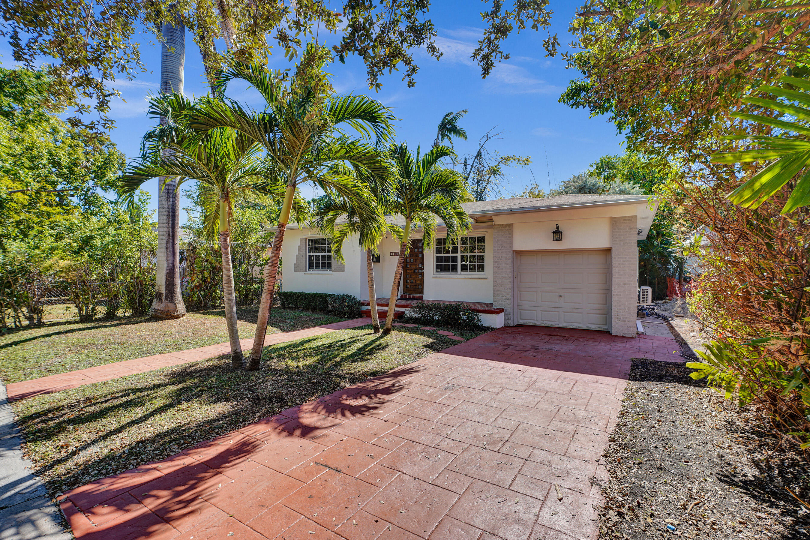 130 NE 49th Miami, FL 33137