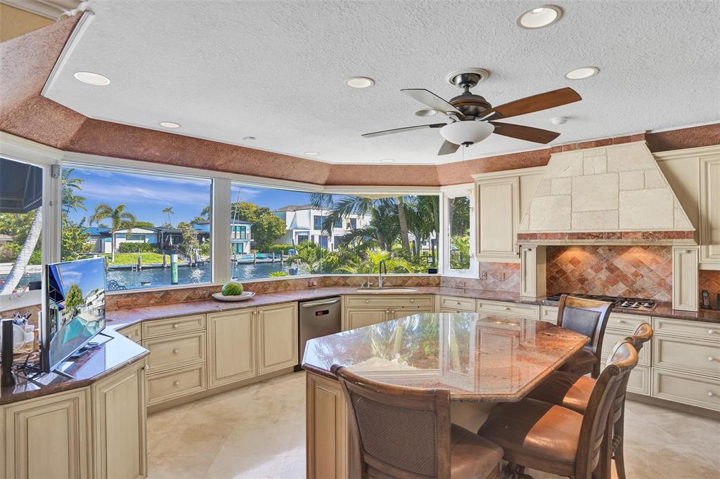 2875 NE 25th Fort Lauderdale, FL 33305