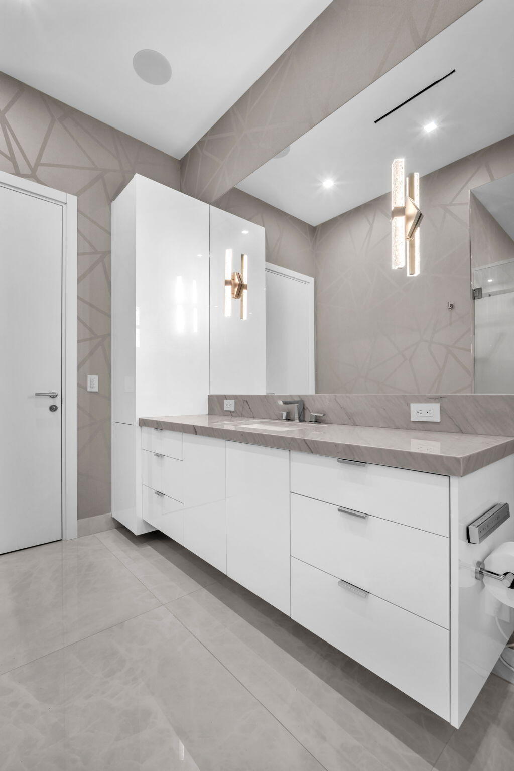 17787 Scarsdale Boca Raton, FL 33496