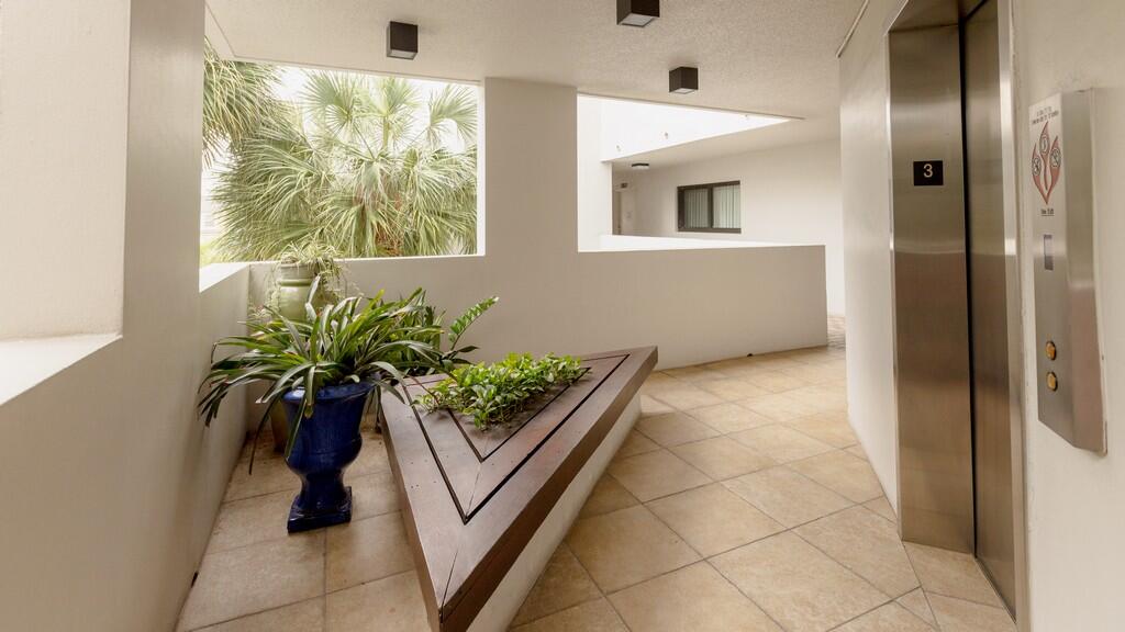 4201 N Ocean #402 Hollywood, FL 33019