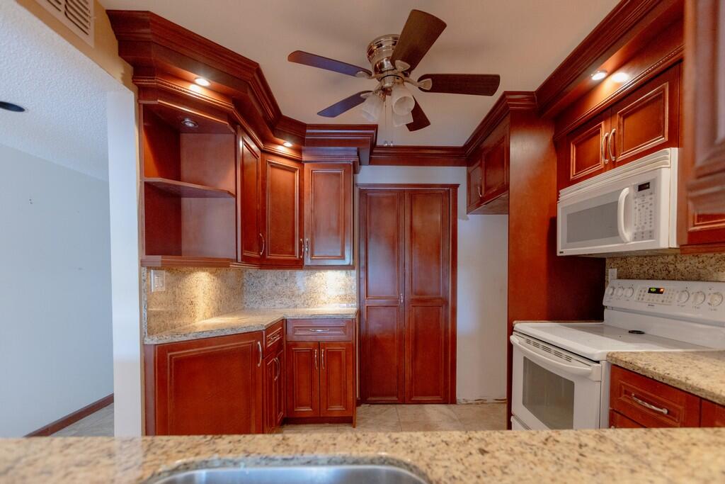 4201 N Ocean #402 Hollywood, FL 33019