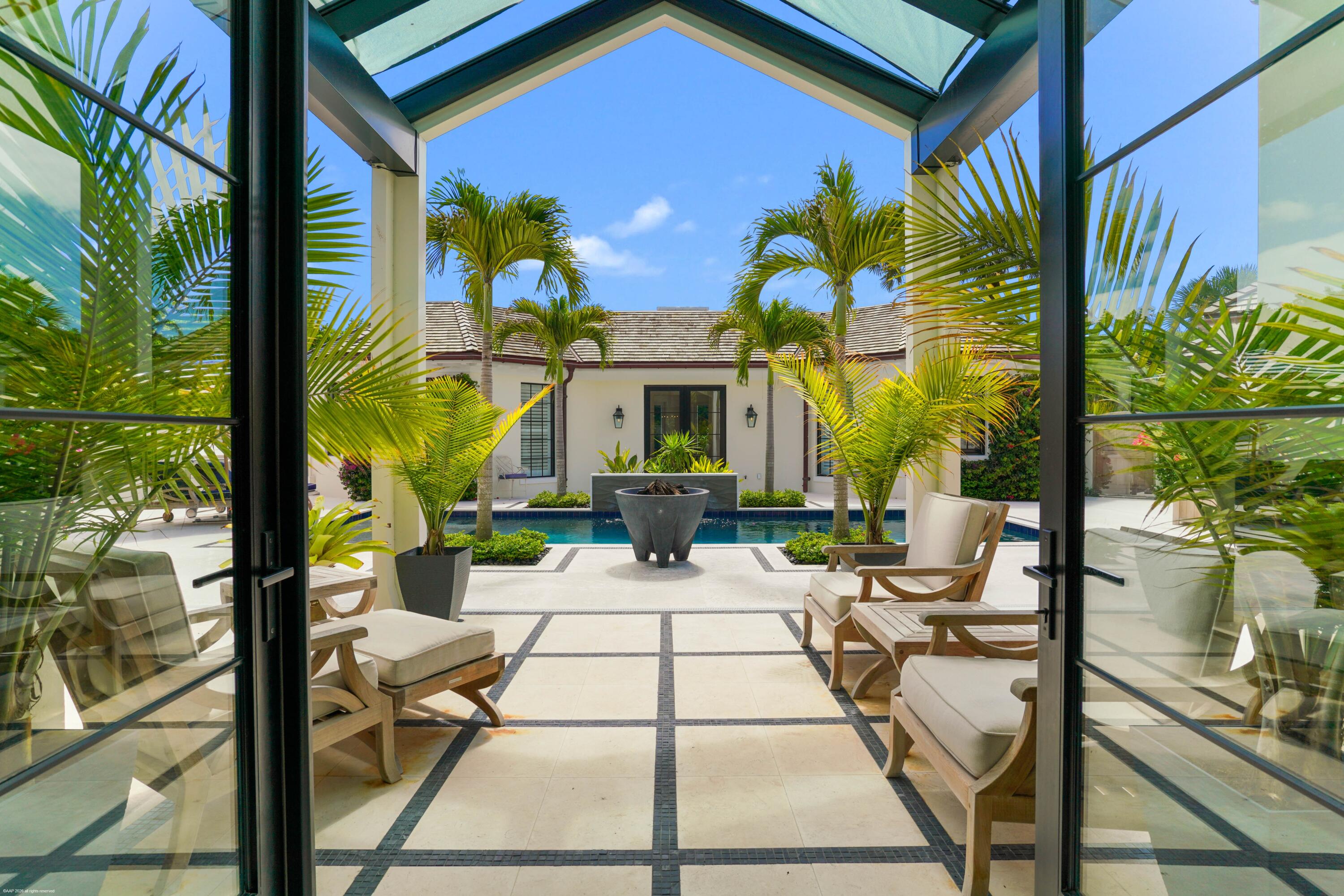 55 Links Jupiter Island, FL 33455