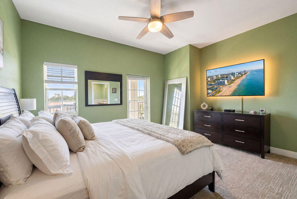 261 SW 6th Pompano Beach, FL 33060