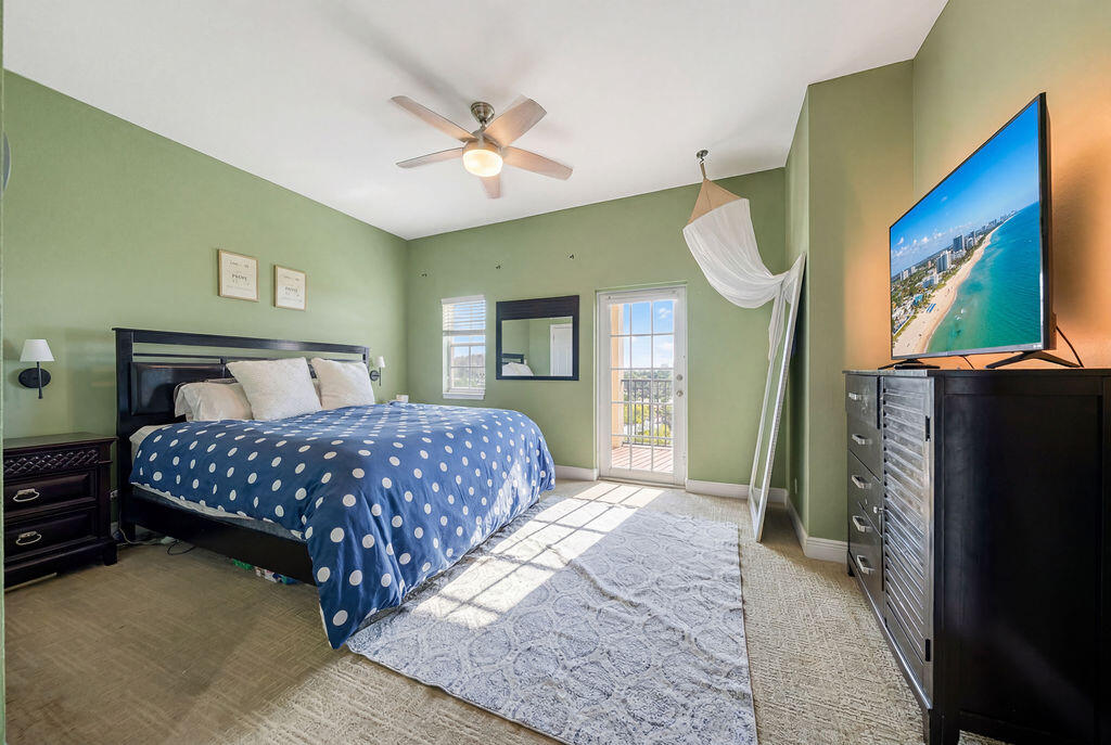 261 SW 6th Pompano Beach, FL 33060