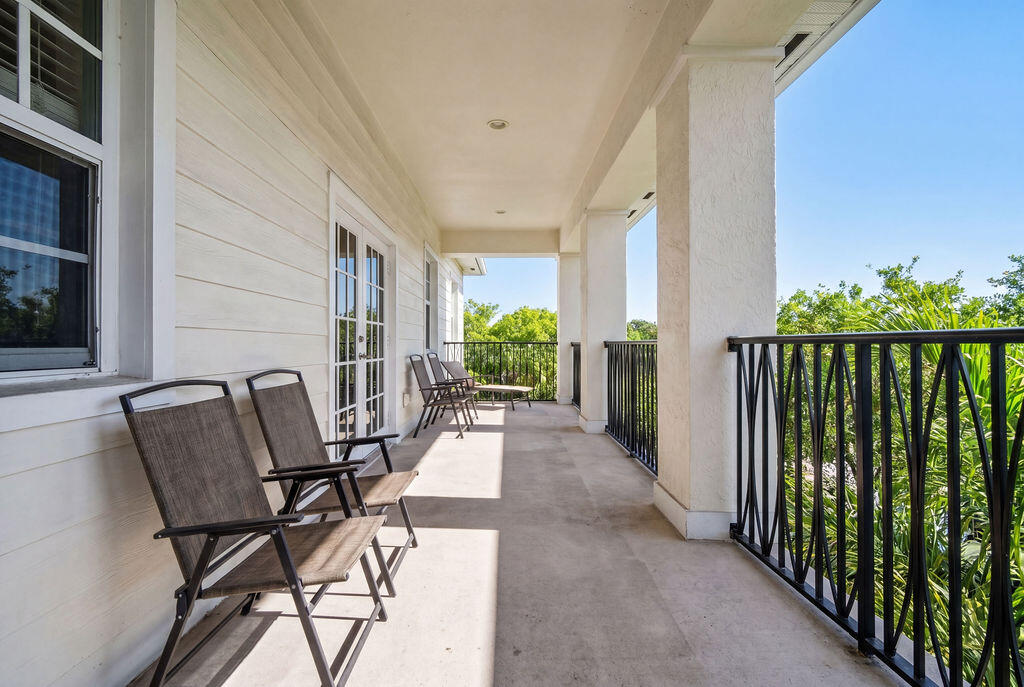 261 SW 6th Pompano Beach, FL 33060