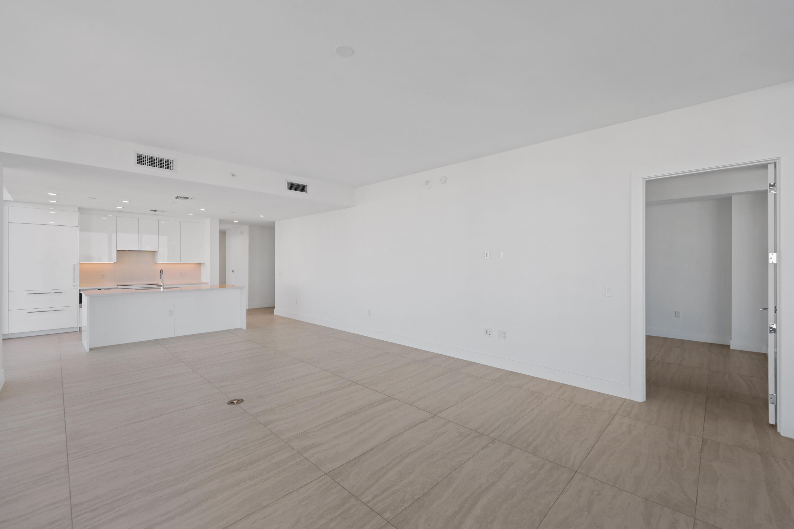 151 N Seabreeze #903 Fort Lauderdale, FL 33304