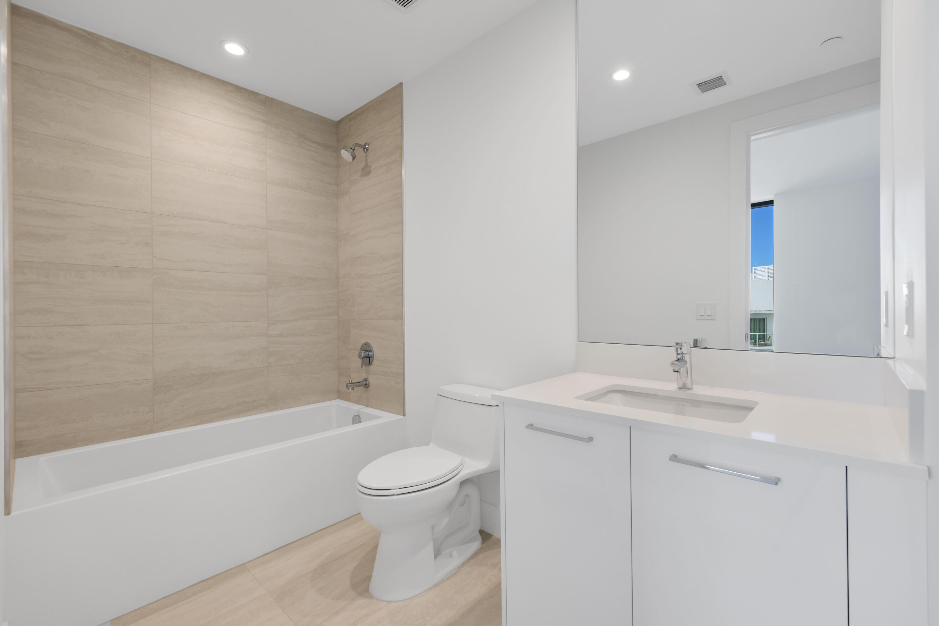 151 N Seabreeze #903 Fort Lauderdale, FL 33304