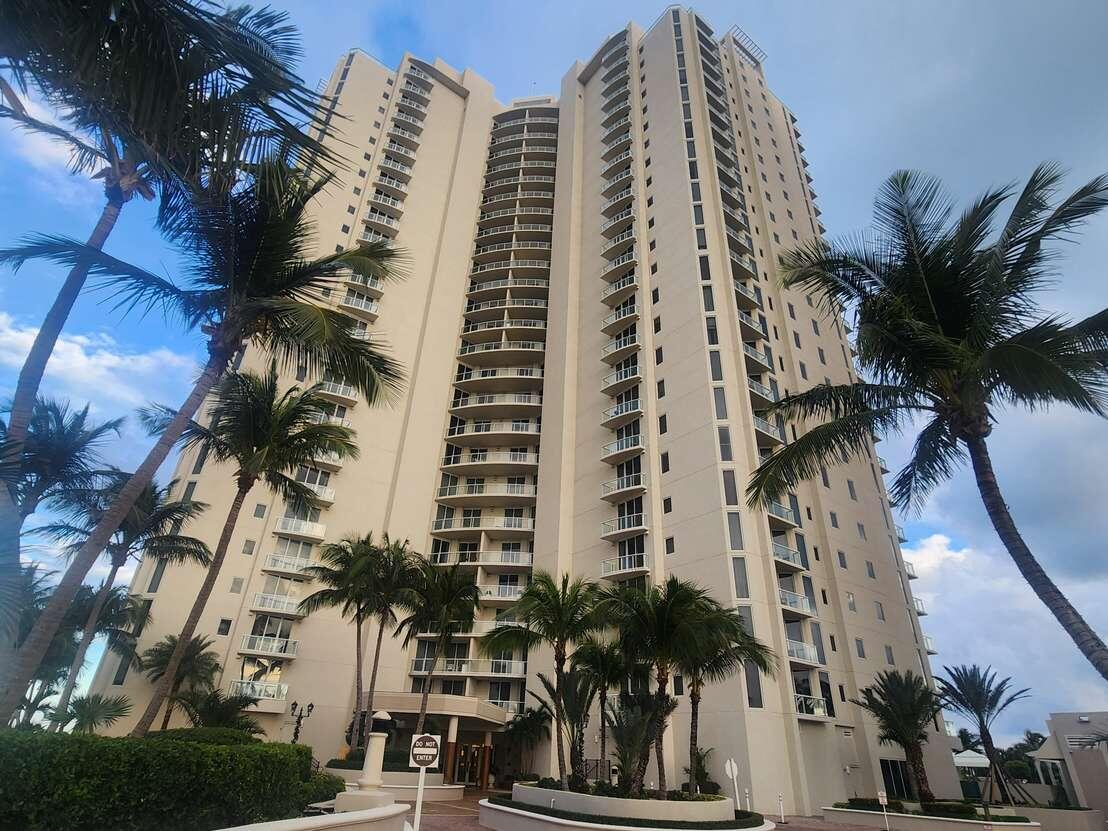 2700 N Ocean #2501a Riviera Beach, FL 33404