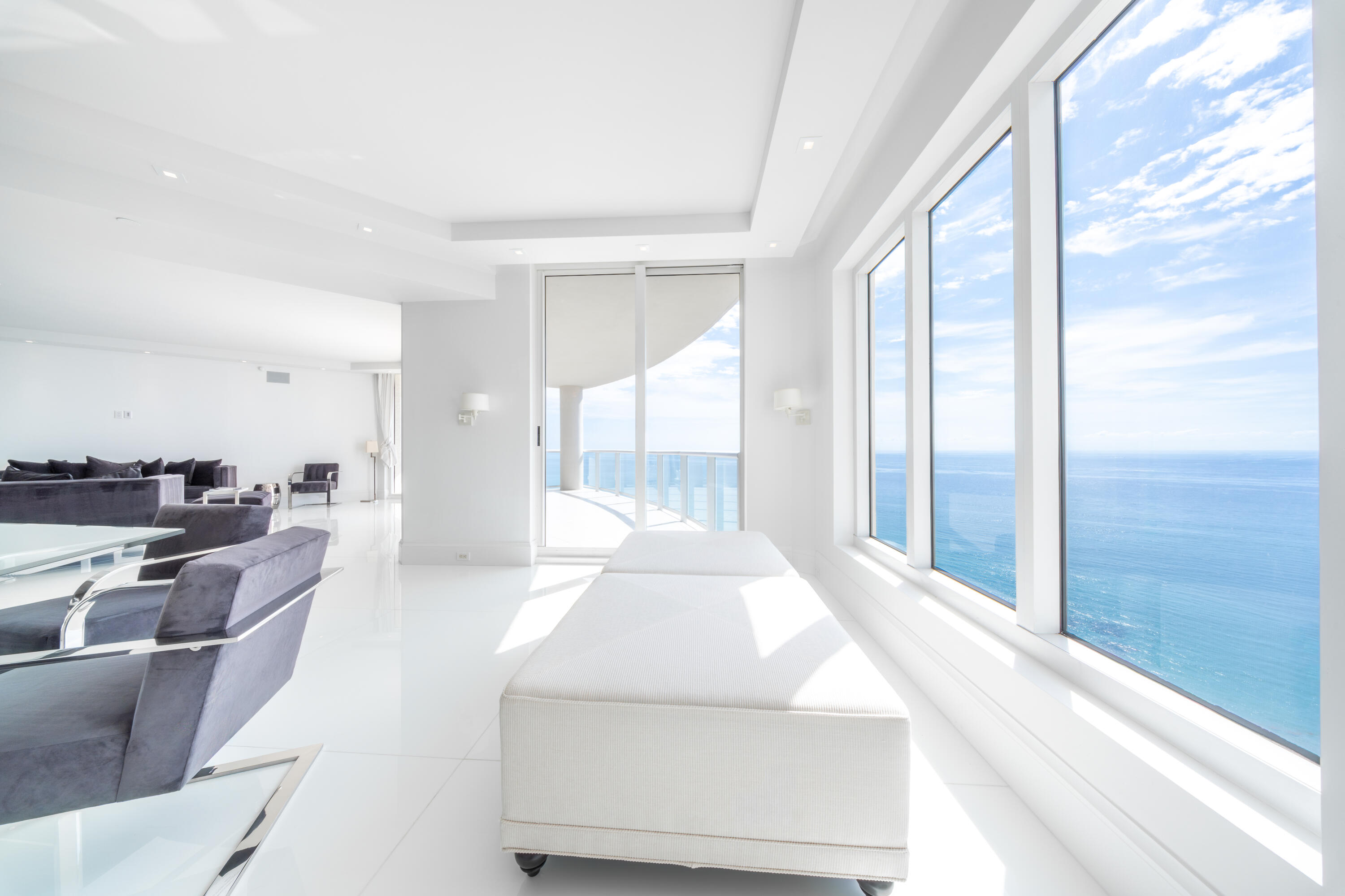 2700 N Ocean #2501a Riviera Beach, FL 33404