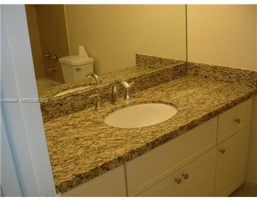 image Arlen House West5