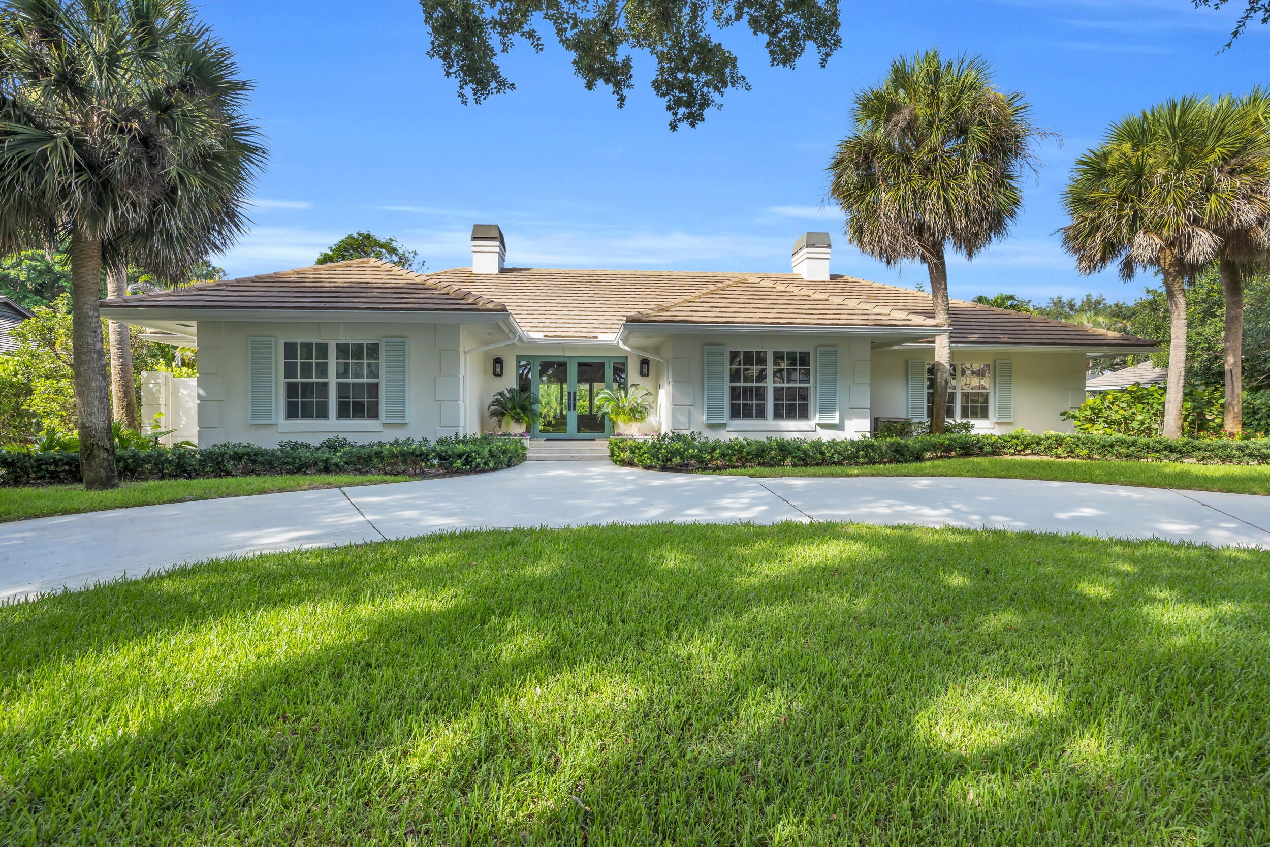 10410 SE Banyan