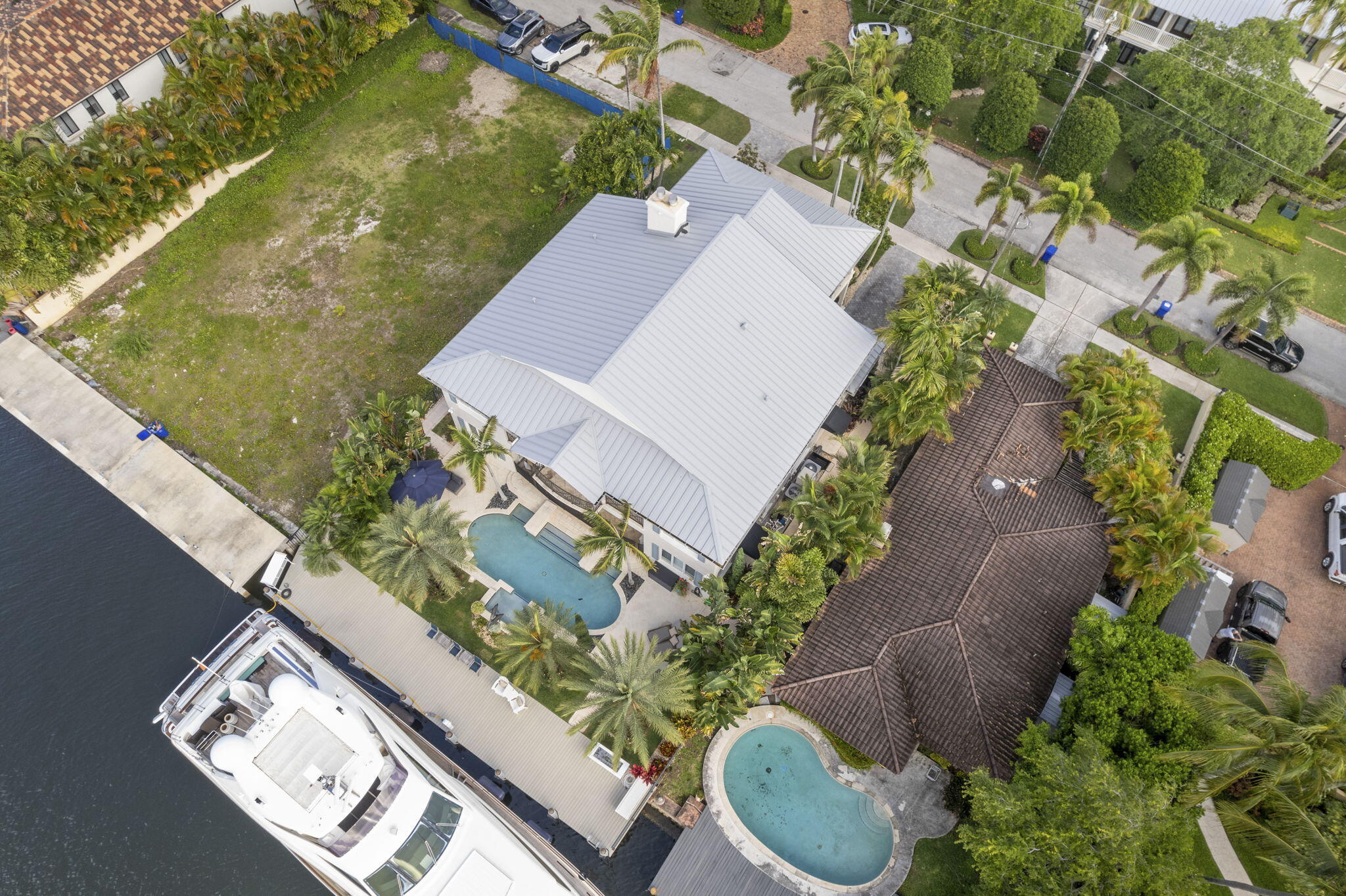 1780 SE 9th Fort Lauderdale, FL 33316