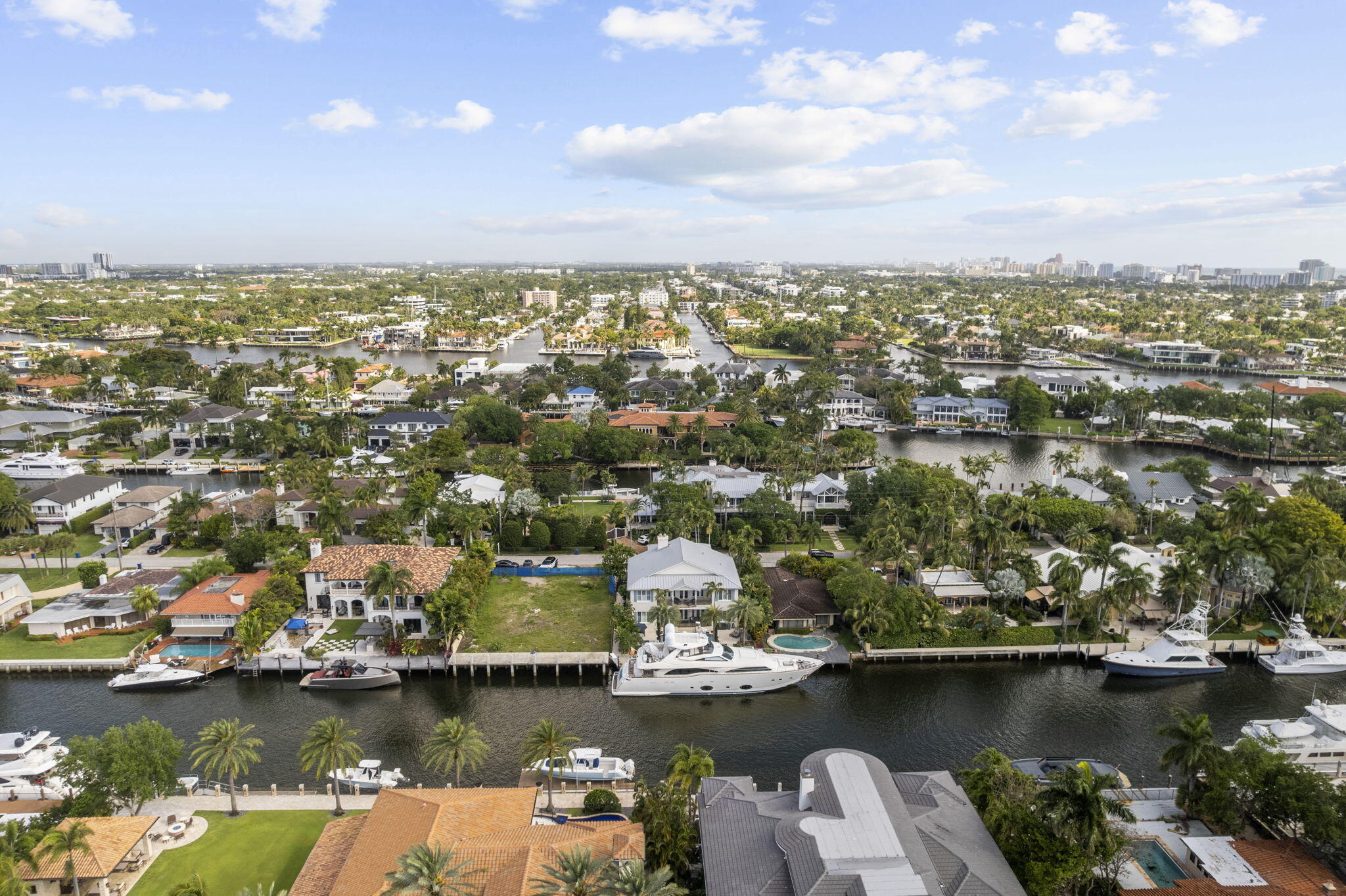 1780 SE 9th Fort Lauderdale, FL 33316