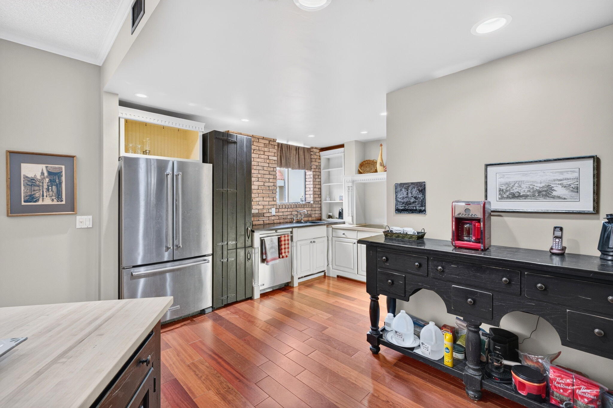 1401 NE 9th #20 Fort Lauderdale, FL 33304
