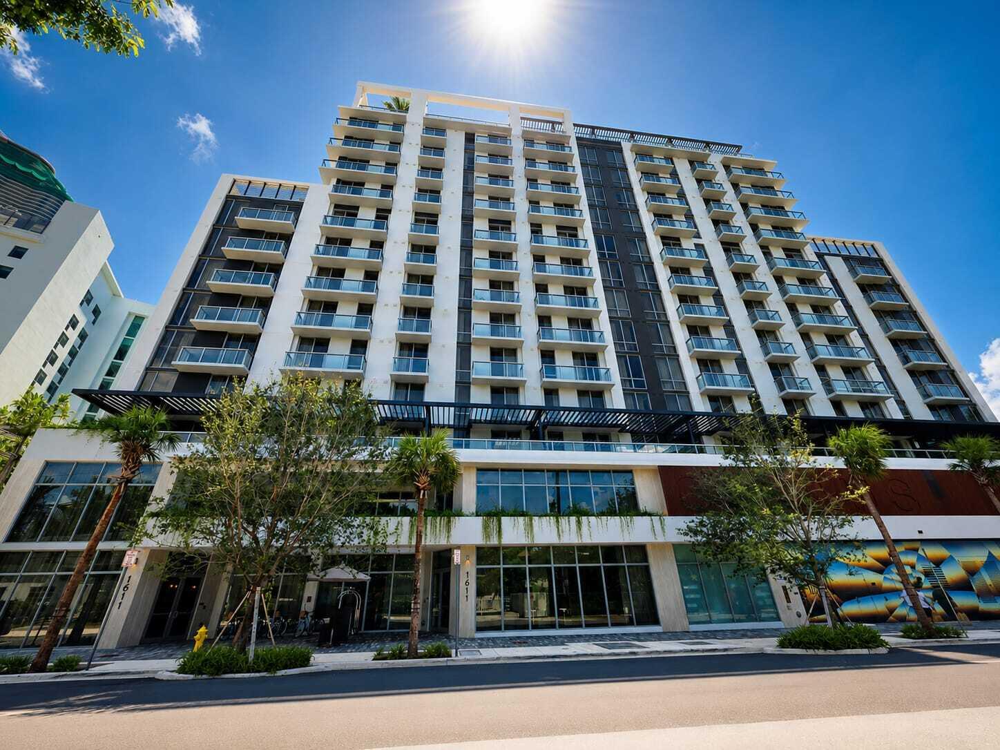 1611 SW 2nd Ave #808