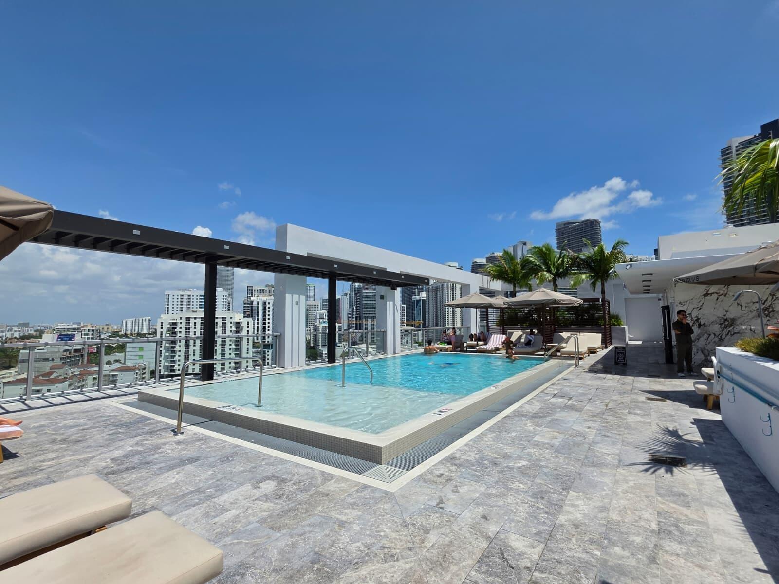 1611 SW 2nd #808 Miami, FL 33129